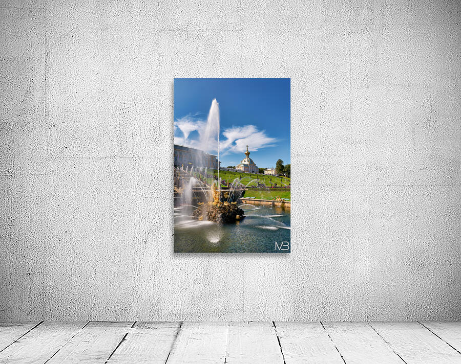 Fountains and gardens at Peterhof Palace in Saint Petersburg Wall Preview