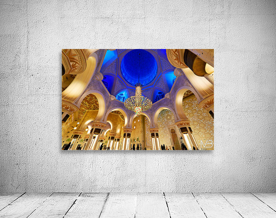 Visit Sheikh Zayed Grand Mosque in Abu Dhabi during evening Wall Preview
