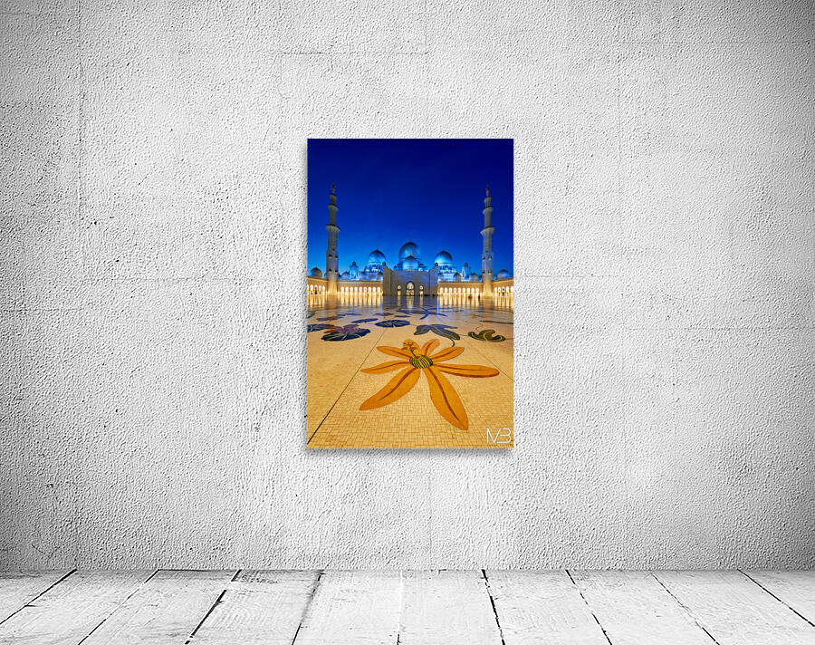 Sheikh Zayed Grand Mosque at night in Abu Dhabi Wall Preview