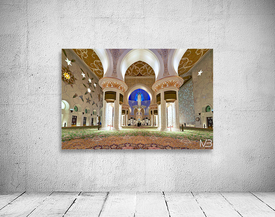 Exploring the interior of Sheikh Zayed Grand Mosque in Abu Dhabi Wall Preview
