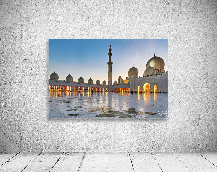 Exploring Sheikh Zayed Grand Mosque in Abu Dhabi at dusk Wall Preview