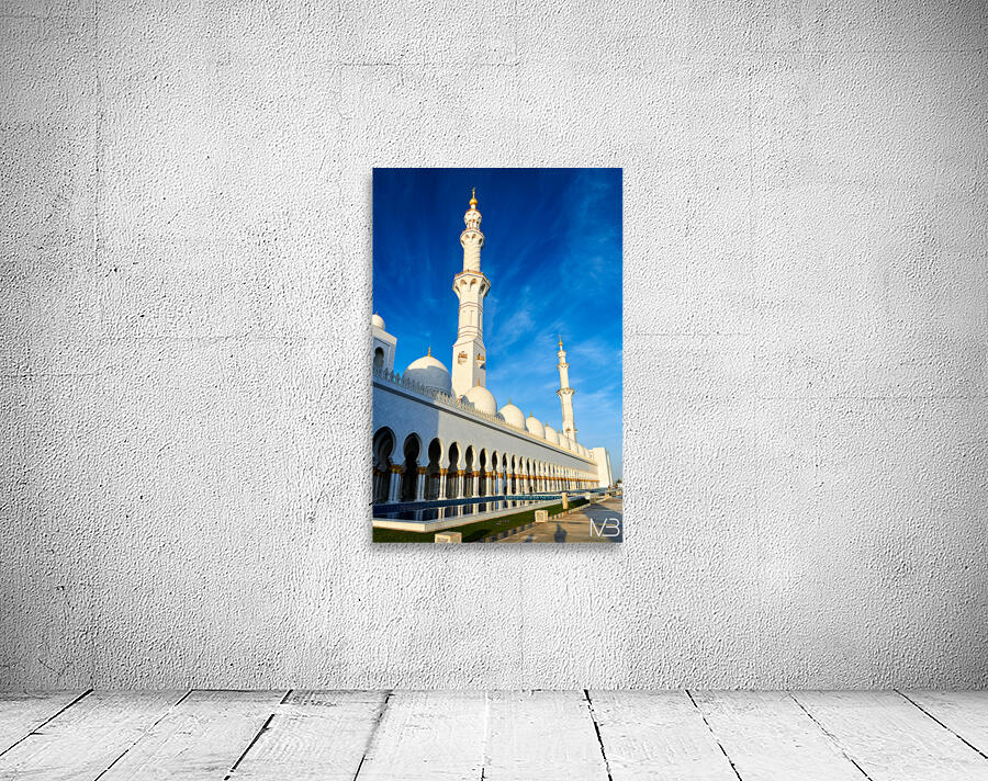 Visit to the iconic Sheikh Zayed Grand Mosque in Abu Dhabi Wall Preview