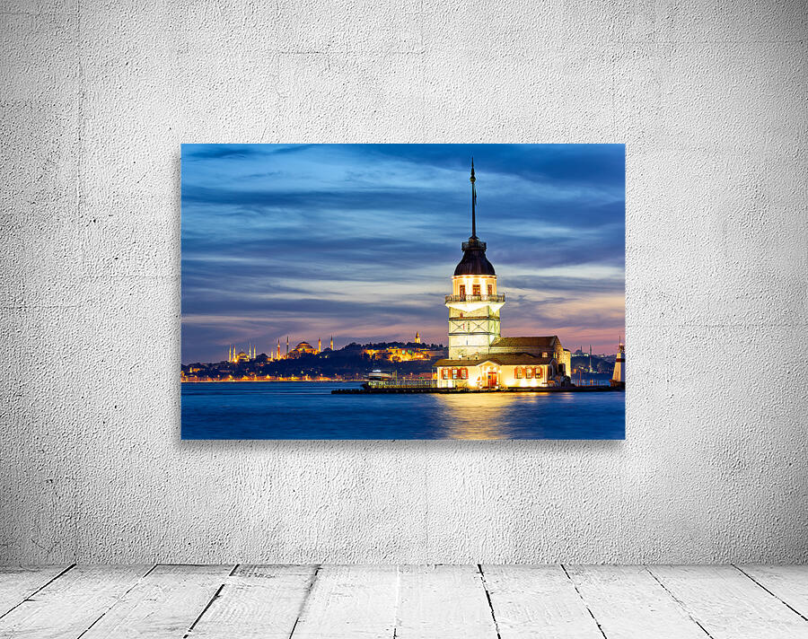 Sunset view of Maidens Tower on the Bosphorus in Istanbul Wall Preview