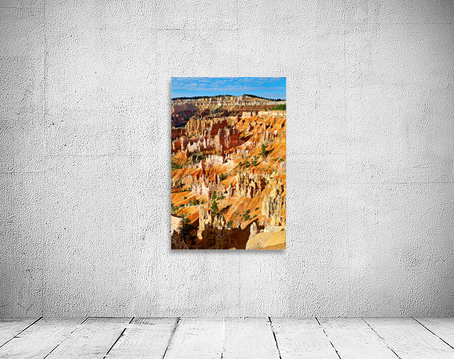 Sunrise at Bryce Canyon National Park offers stunning views Wall Preview