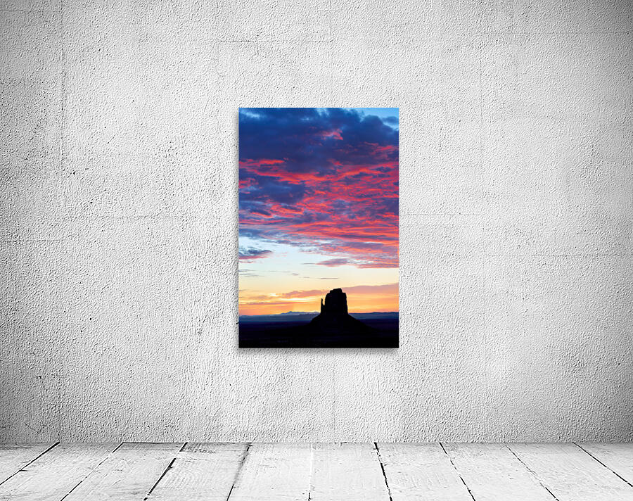 View of sunset over Monument Valley in USA Wall Preview