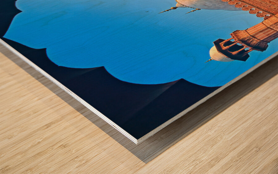 Pakistan. Badshahi mosque in Lahore Wood print