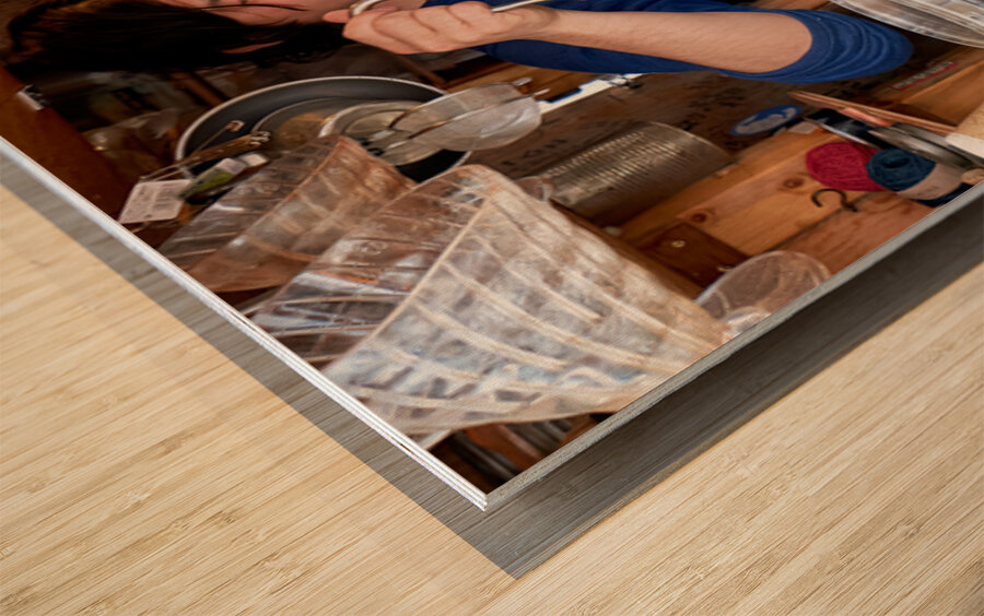 Street stall in Tokyo serving coffee and tea to customers Wood print