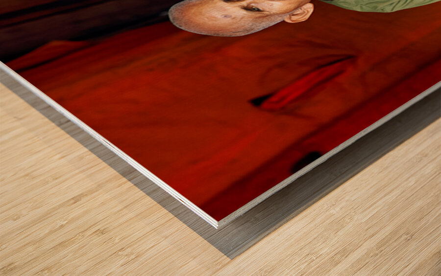 Elderly person in traditional clothing sitting calmly. Impression sur bois