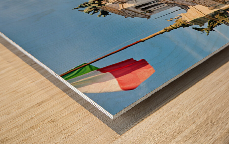 Visit the victor emmanuel ii monument on capitoline hill Wood print