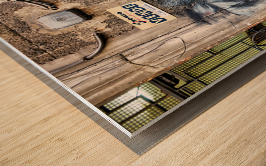 Graffiti of sofia loren in naples spanish quarters Wood print