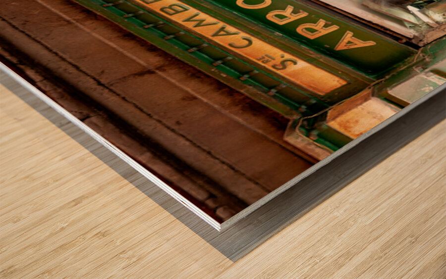 Grinder street shop in Palermo Sicily with shopkeeper Impression sur bois