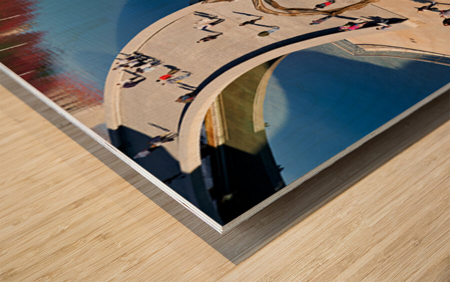 Maman sculpture by Louise Bourgeois near Nervion River in Bilbao Wood print