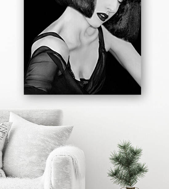 Vintage Glamor Portrait by Jaeda DeWalt