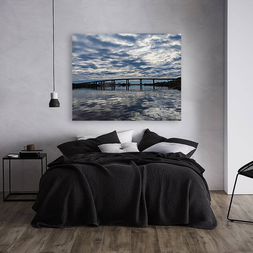 reflection bridge Reproduction