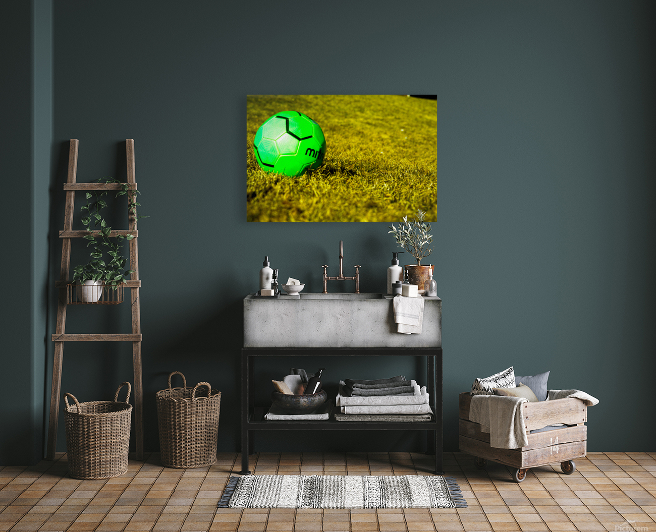 green ball Reproduction