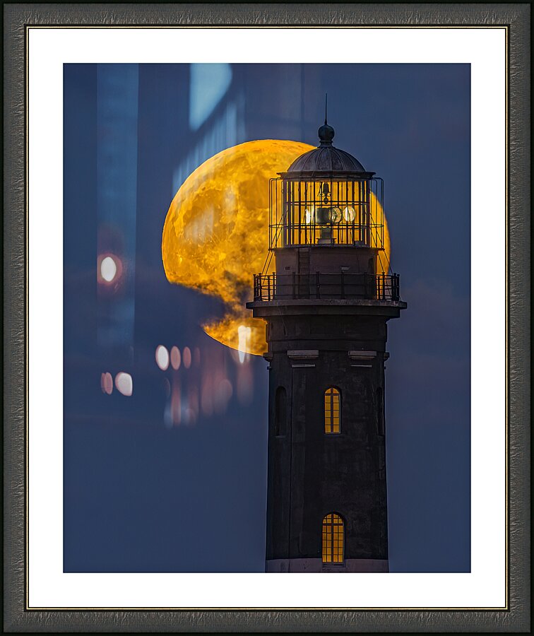 Lamproom Moonrise Picture Frame print