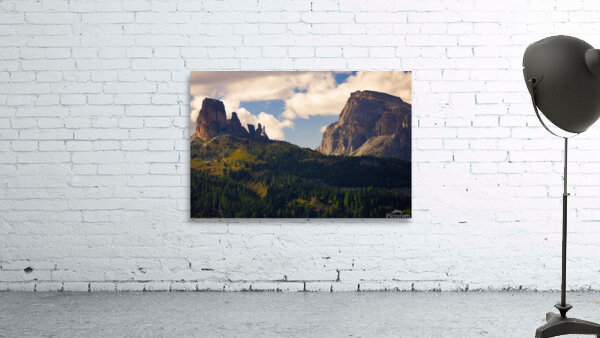 Cinque Torre Wall Preview