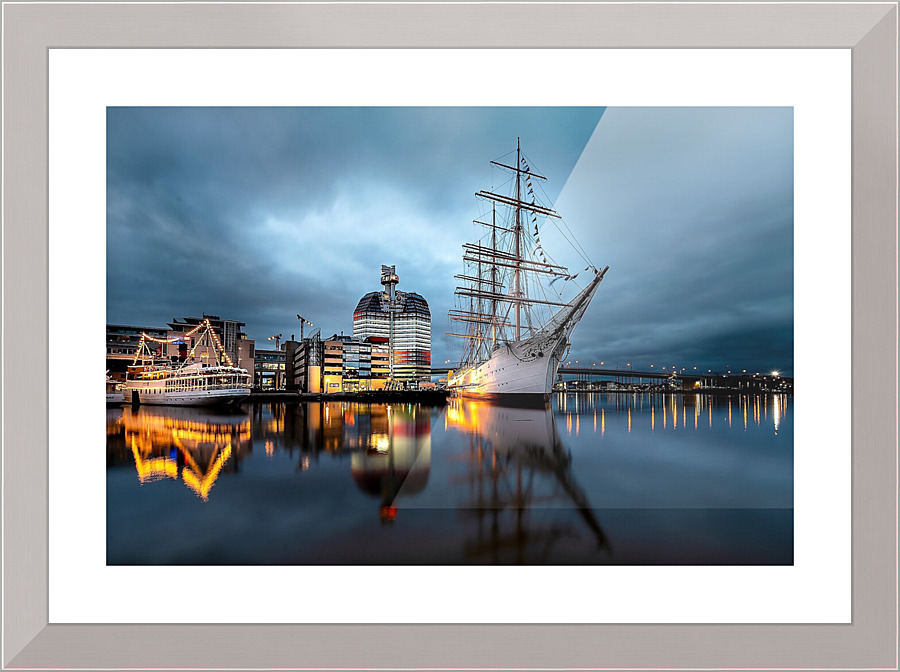 654 Picture Frame print