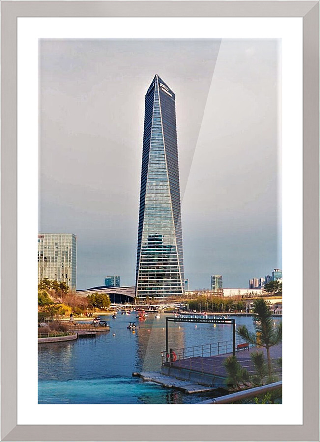 2126 Picture Frame print