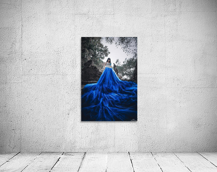 Long Dress Wall Preview