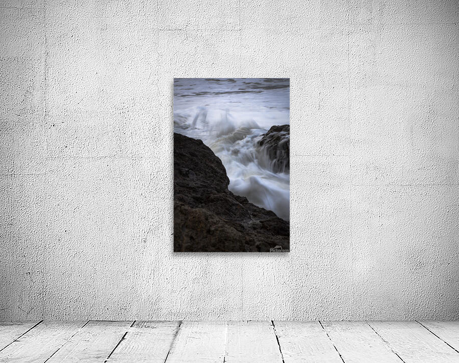 Rushing Tide Wall Preview