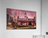 Famous Mountaineer statue in front of Woodburn Hall at WVU Impression acrylique