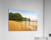 Early morning sunrise over Tunnels Beach on Kauai in Hawaii Impression acrylique