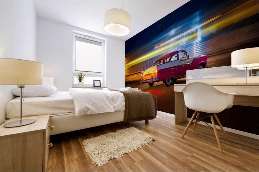 Vintage car at railroad crossing Impression murale