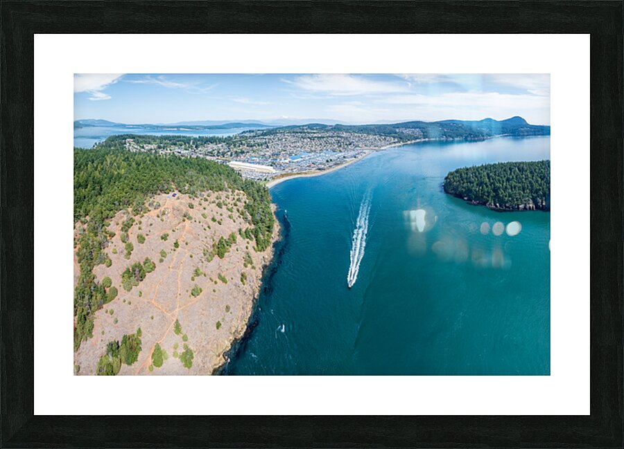 Aerial view of Anacortes on Fidalgo Island in Washington State Impression et Cadre photo