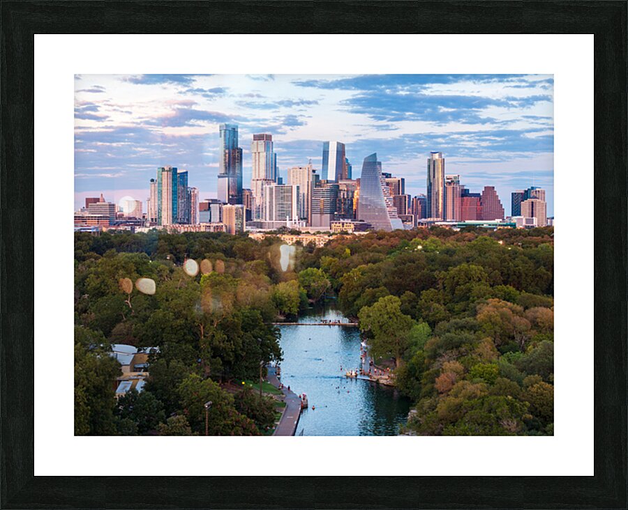 Aerial view of the Austin skyline at sunset over Barton Springs. Impression et Cadre photo