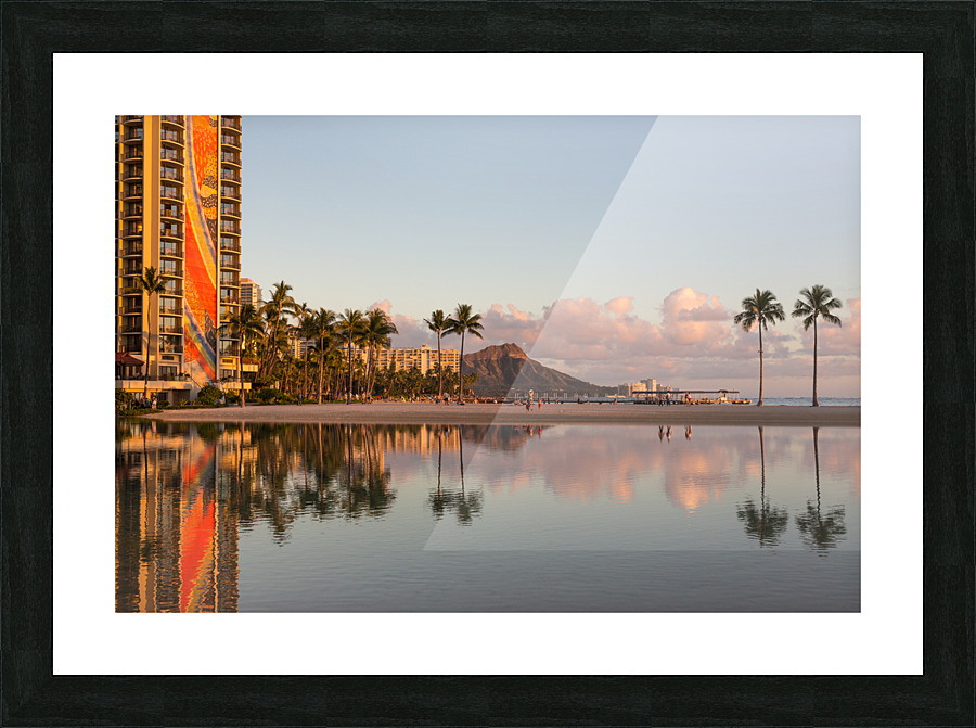 Newly restored tiling mural on Rainbow Tower Impression et Cadre photo
