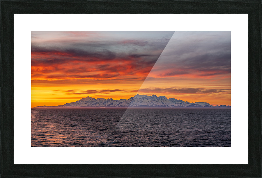 Sunset by Mt Fairweather and the Glacier Bay National Park in Al Impression et Cadre photo