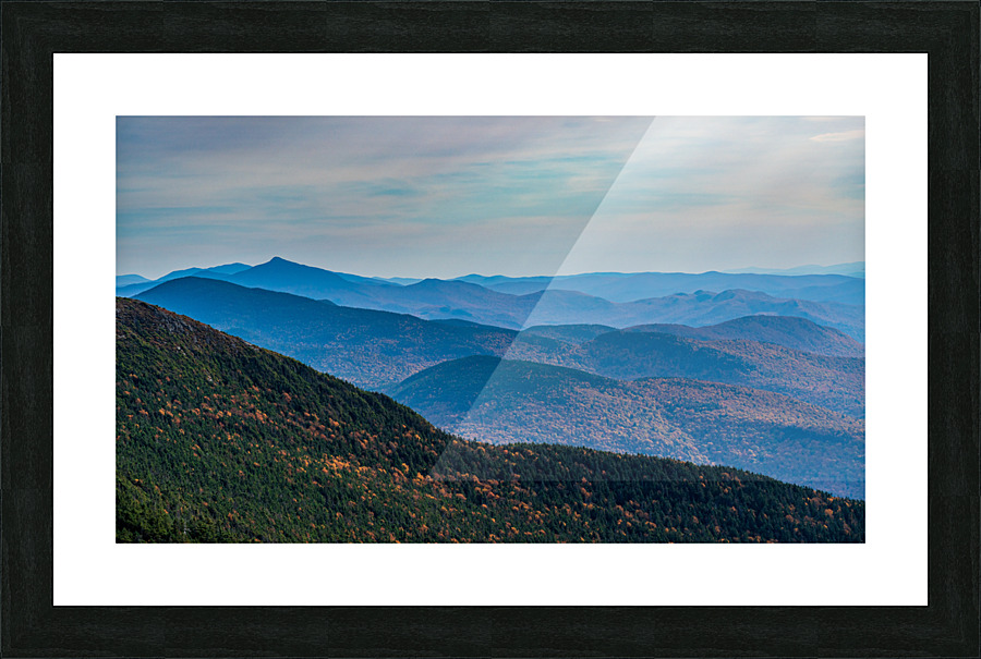 View from Mt Mansfield looking down Green Mountains Impression et Cadre photo