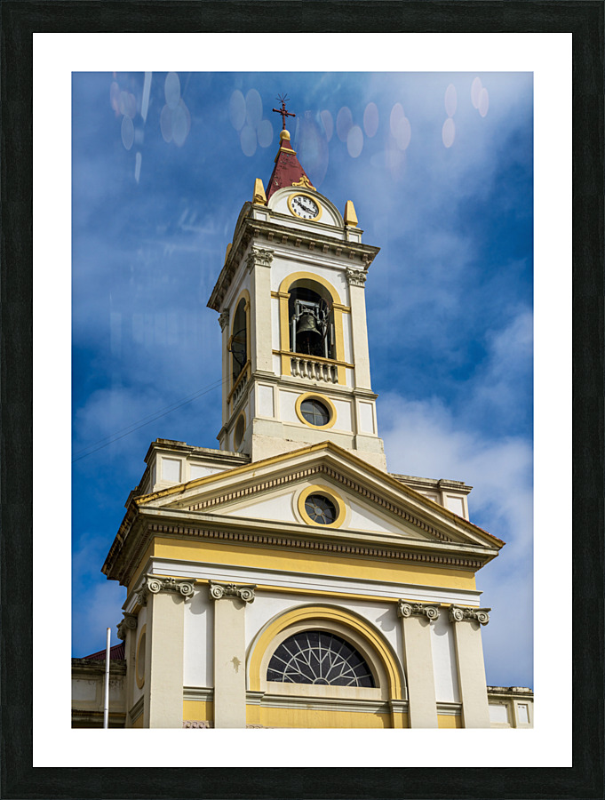 Punta Arenas cathedral church in main square in Chile Impression et Cadre photo
