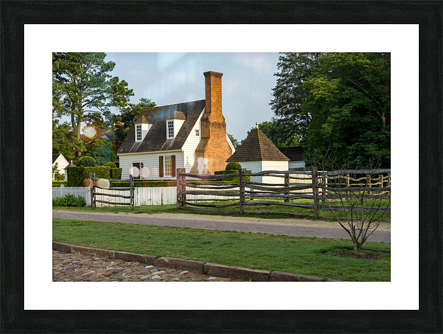 Old cottage and garden in Williamsburg Virginia Impression et Cadre photo
