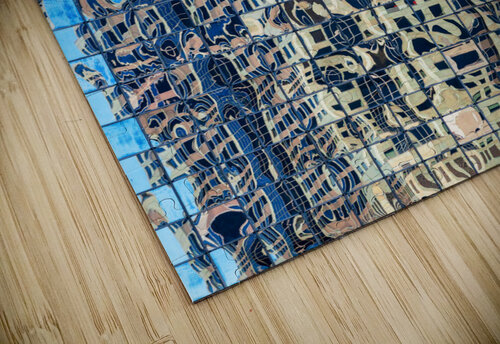 Complex reflections of a modern skyscraper in St Louis  Steve Heap puzzle