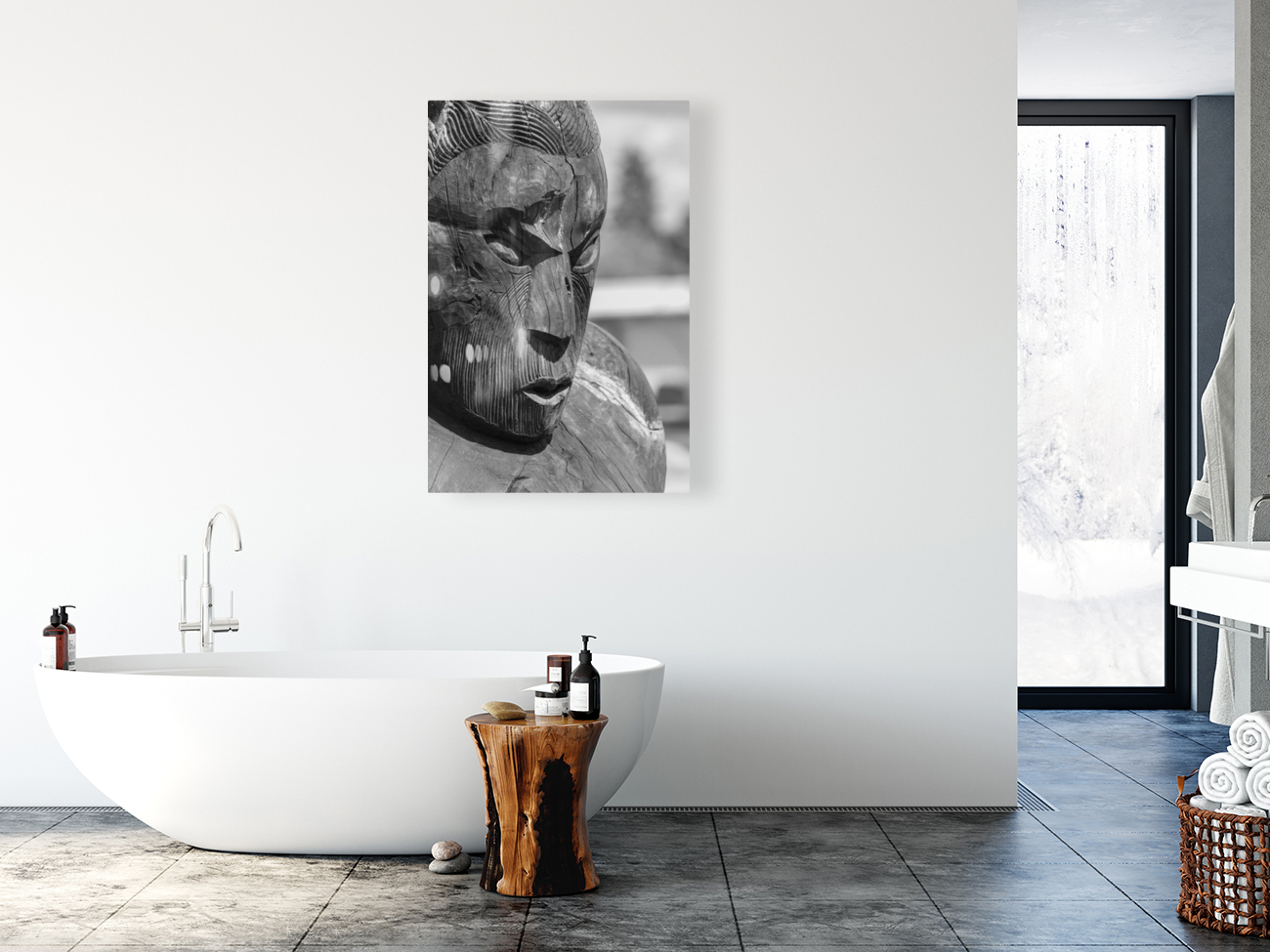 Maori carved head at Whakarewarewa Reproduction