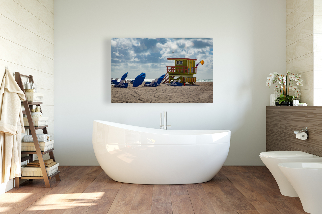 Yellow and green lifeguard station on Miami beach Reproduction