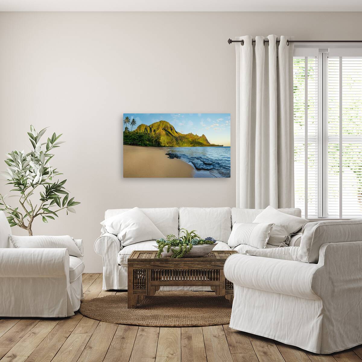 Early morning sunrise over Tunnels Beach on Kauai in Hawaii Reproduction