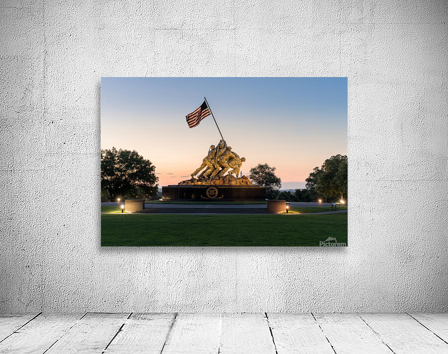 Iwo Jima Memorial at dawn as sun rises Wall Preview