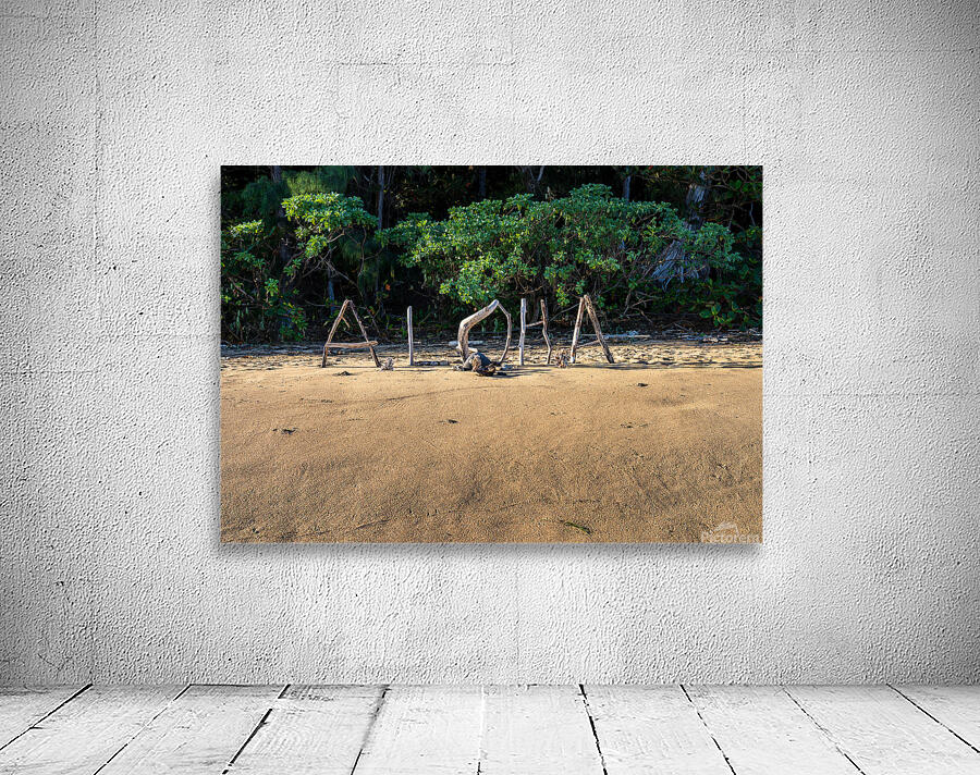 Aloha from Kauai: A driftwood greeting spells out a warm welcome Wall Preview