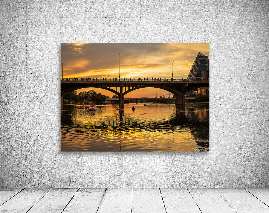 Bat watchers crowd on Congress Avenue bridge waiting for bats Wall Preview