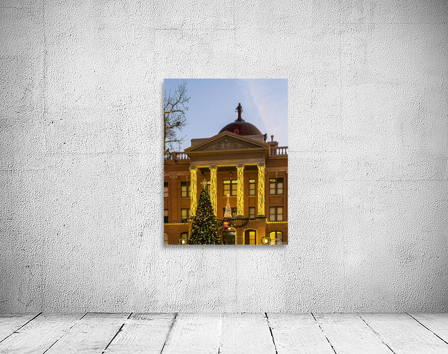 Sunset behind the Courthouse in Georgetown Texas Wall Preview