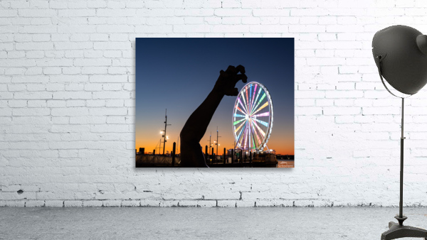 Ferris wheel and The Awakening sculpture Wall Preview