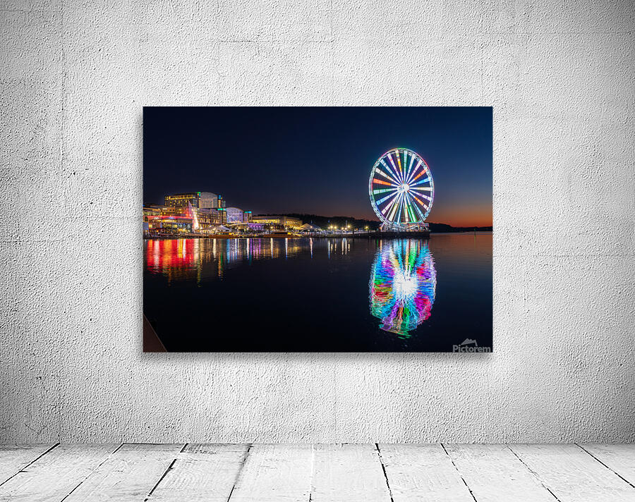 Ferris wheel at National Harbor Wall Preview