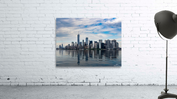 Panorama of Manhattan with calm artificial water Wall Preview