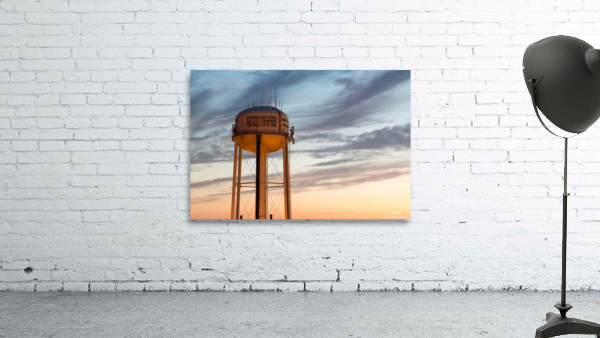 Water tower in Manassas Virginia Wall Preview
