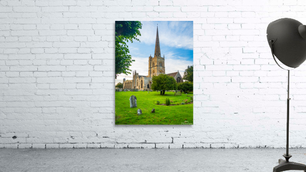 Church and graveyard in Burford in Cotswolds Wall Preview