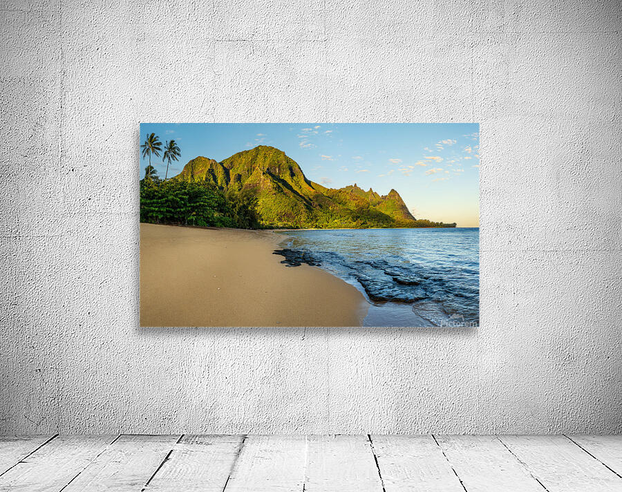 Early morning sunrise over Tunnels Beach on Kauai in Hawaii Wall Preview