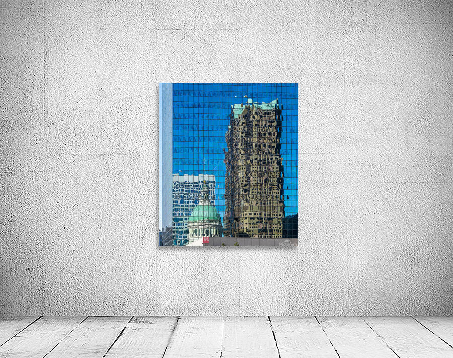 Complex reflections of a modern skyscraper in St Louis office bu Wall Preview